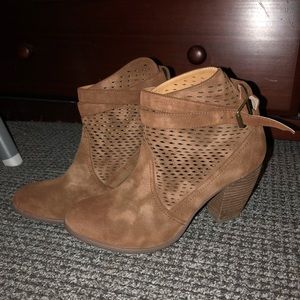 Heeled ankle boots/ booties